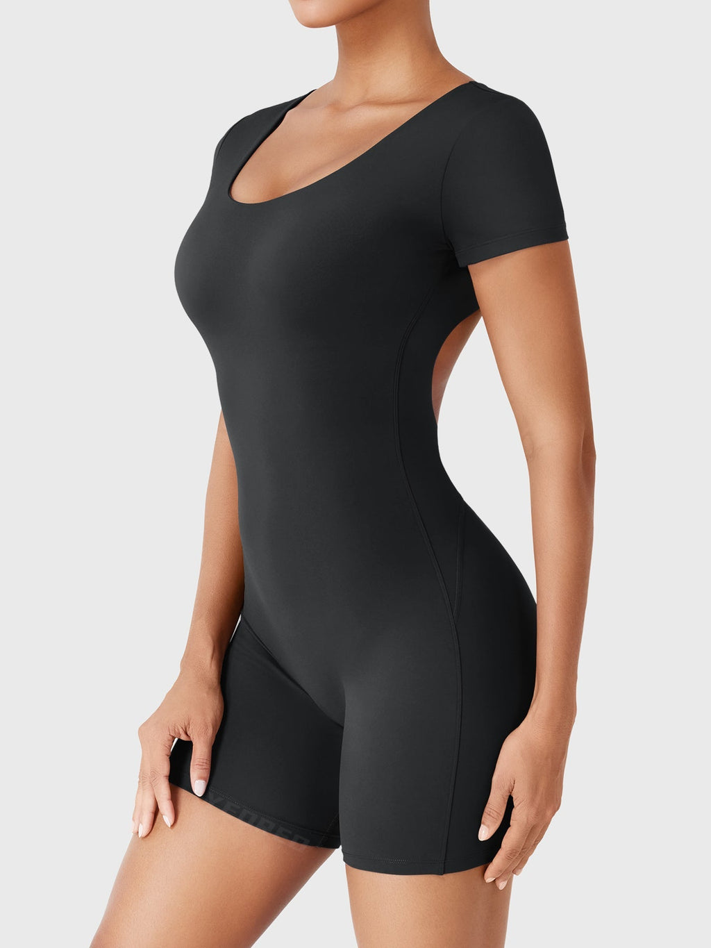 Yeoreo Xylia Open Back Romper