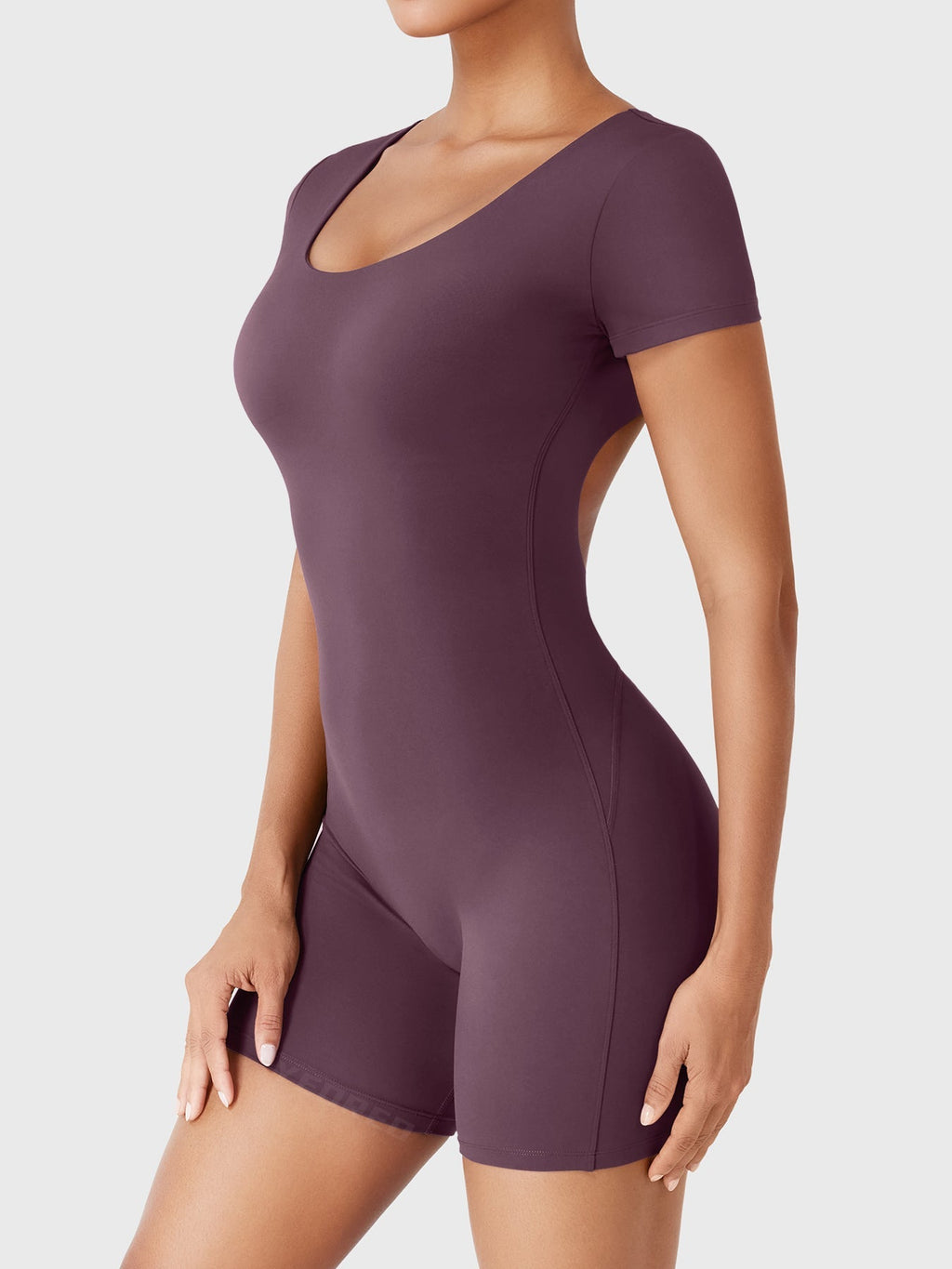 Yeoreo Xylia Open Back Romper