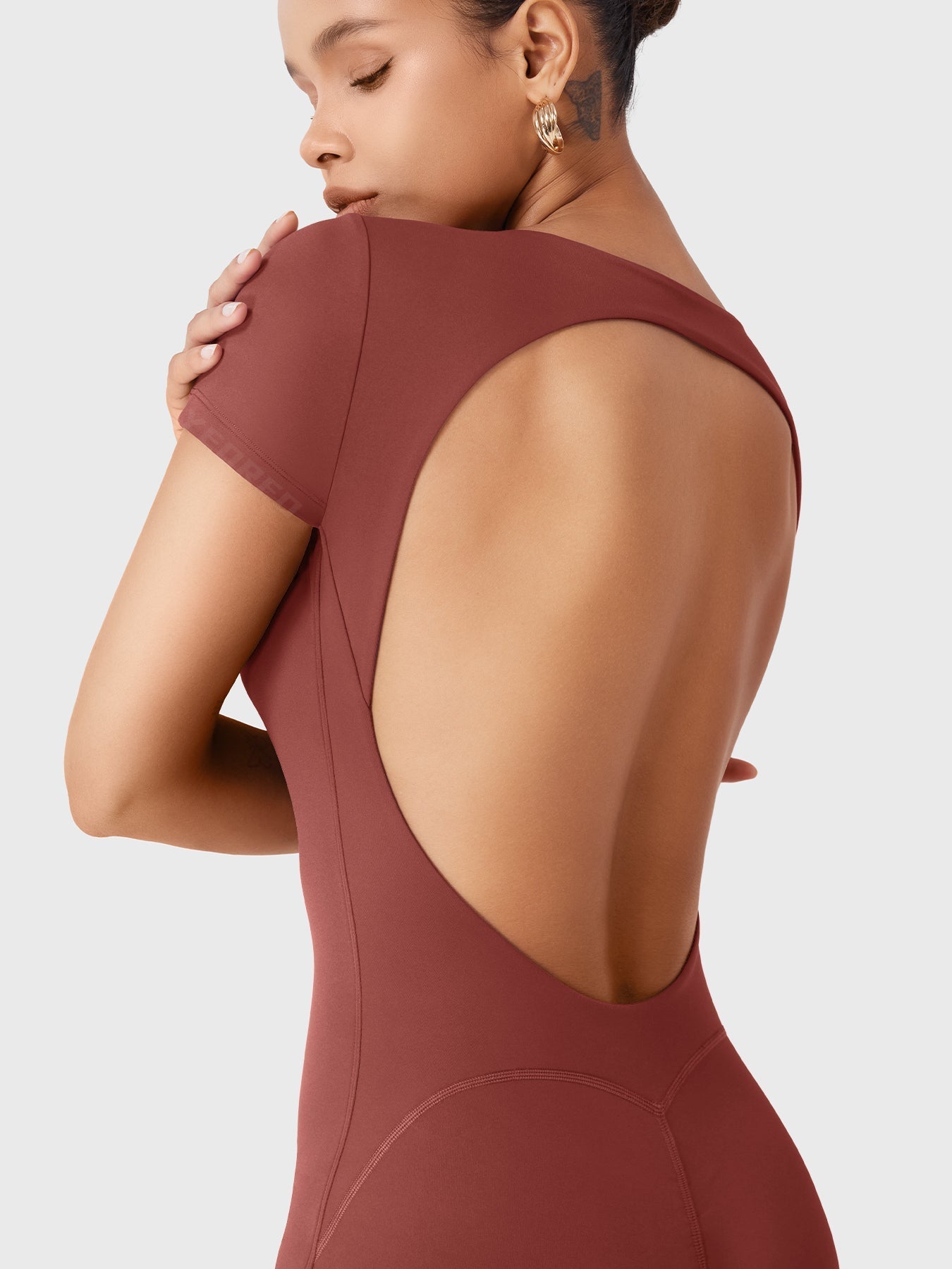 Yeoreo Xylia Open Back Romper