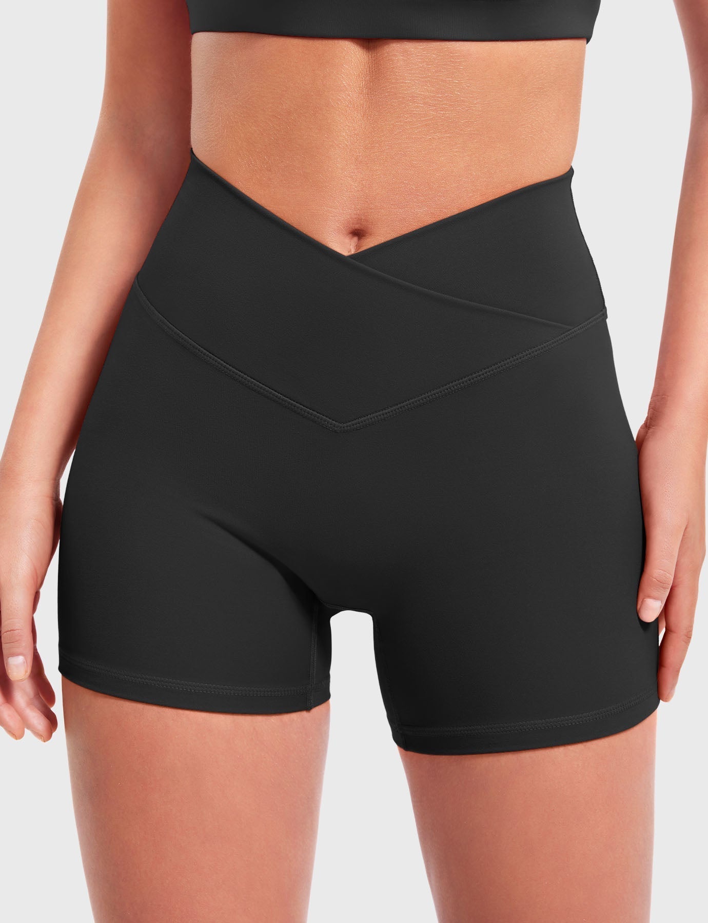 Yeoreo V-waistband Julissa Shorts