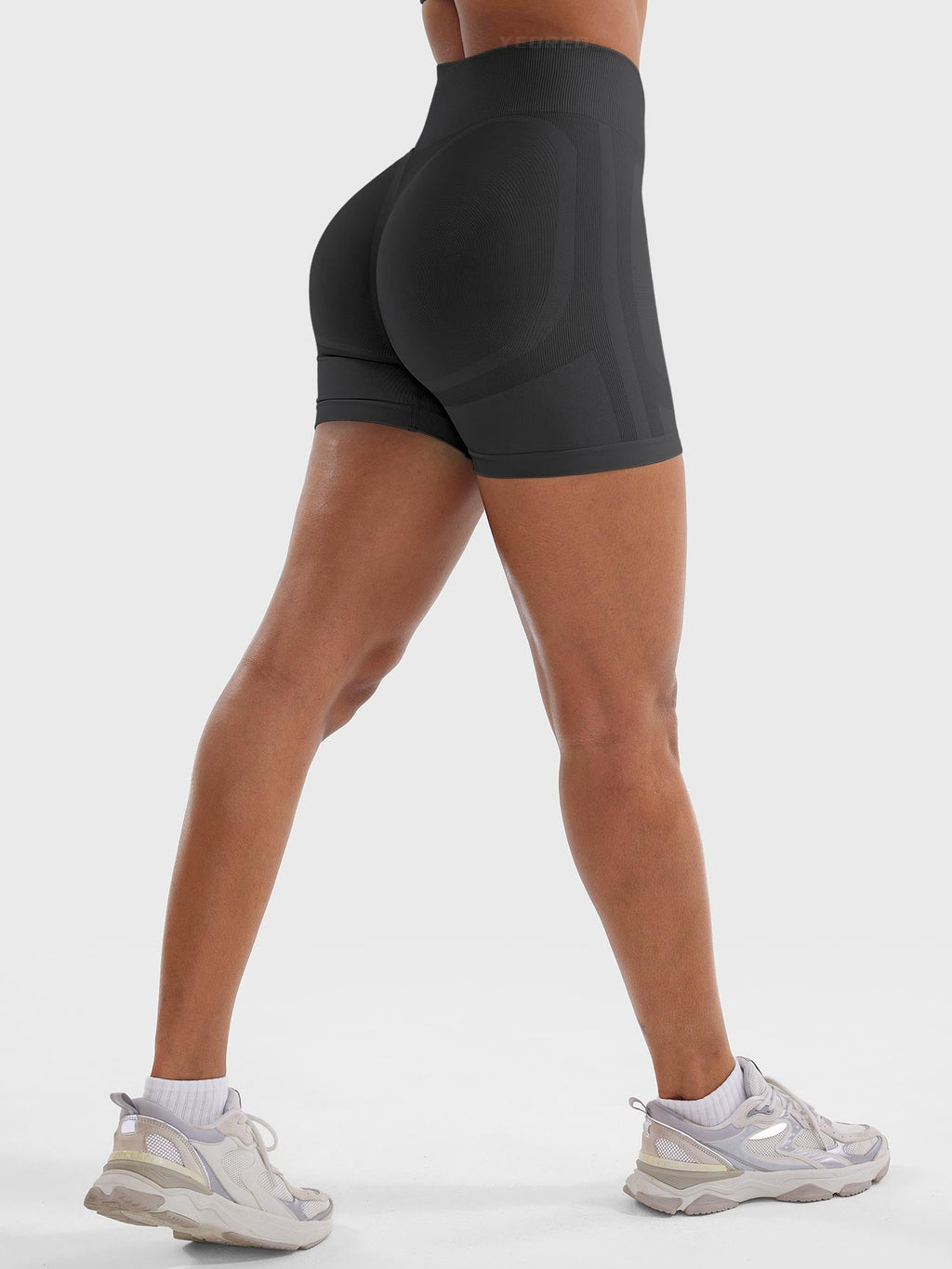 Yeoreo Lilliean SoftHue™ 4.5" Seamless Shorts